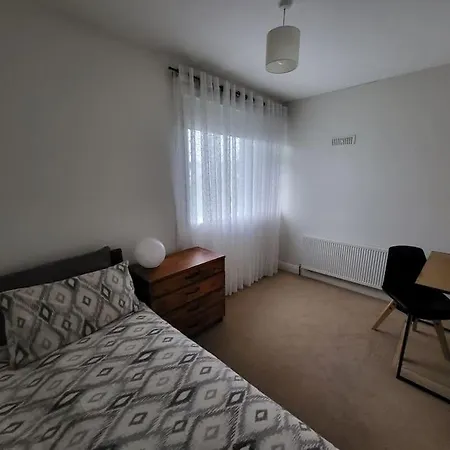 Delightful Carrigaline